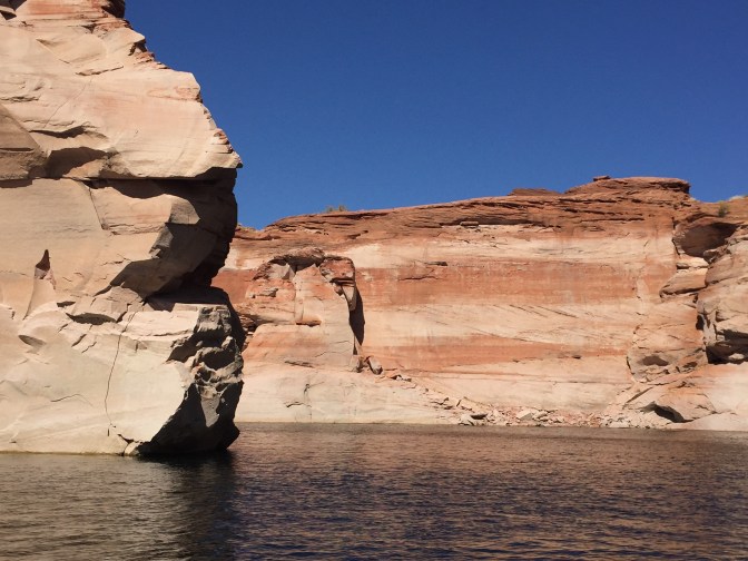 9222BBB5-0656-4F66-AAAE-205AC136264C