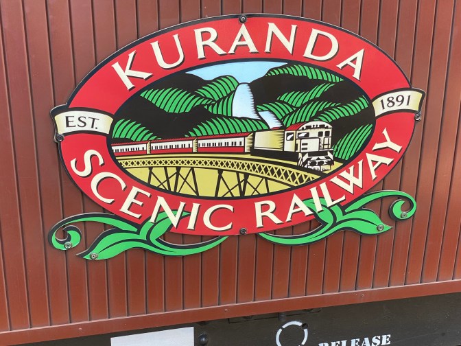 8B754754-DF28-44A8-A2D2-011B5E303E6E