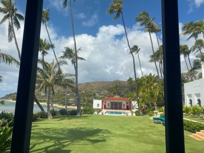 CF7C7586-34BA-483D-9AE4-BD902DF7BE85